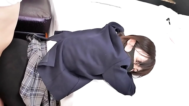 Jacinta Masseuse Mixes Business With Pleasure & Fucks Mate Well
