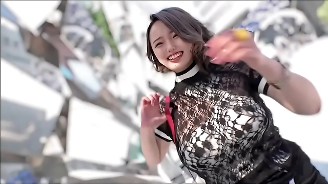 Hot SEX Delivery Girl Gives Naughty Surprise at Your Doorstep