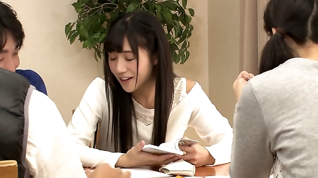 Sexy Massage Therapist Teases Client into Hard Cock Pleasure