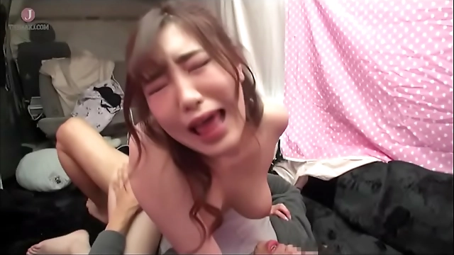 Sizzling Hot Japanese Babe Provides Unstoppable Sexual Bliss