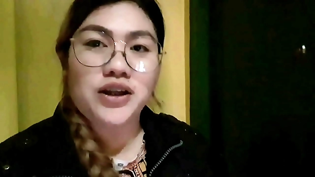 Seductive Japanese Cutie Gets Her Wet Pussy Licked Indoors Passionately